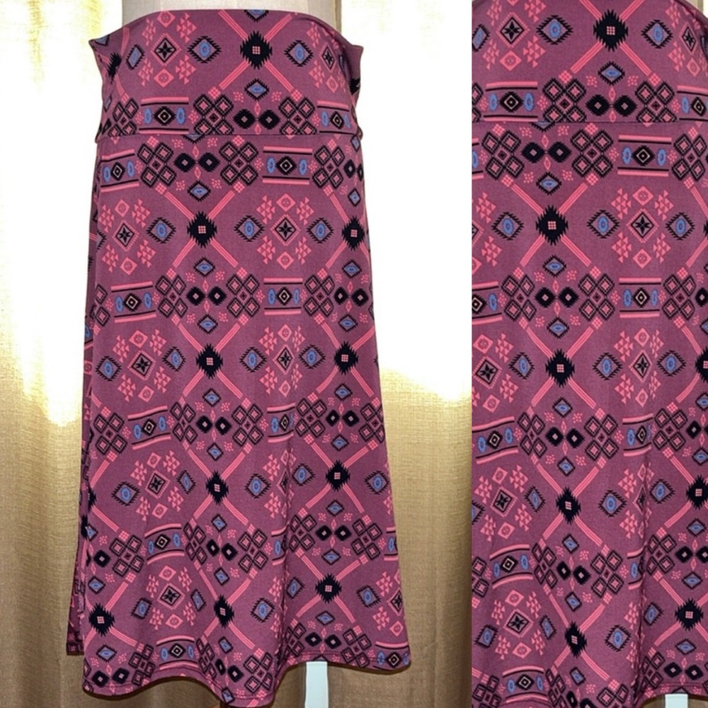 LuLaRoe Women’s Skirt Aztec Western Tribal Print Burgundy Blue Black Size Large